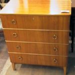 51 6050 CHEST OF DRAWERS